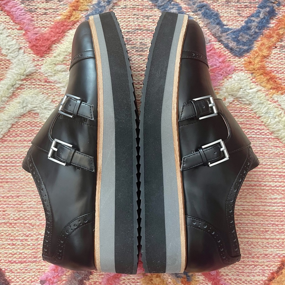 NWOT Halogen Size 9 Black Leather Stacked Sole Shoes